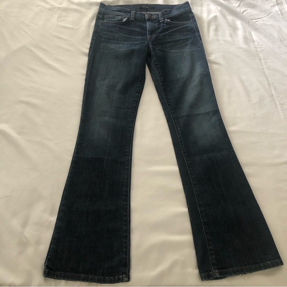 Joe’s Jean women’s size 26 blue boot cut denim